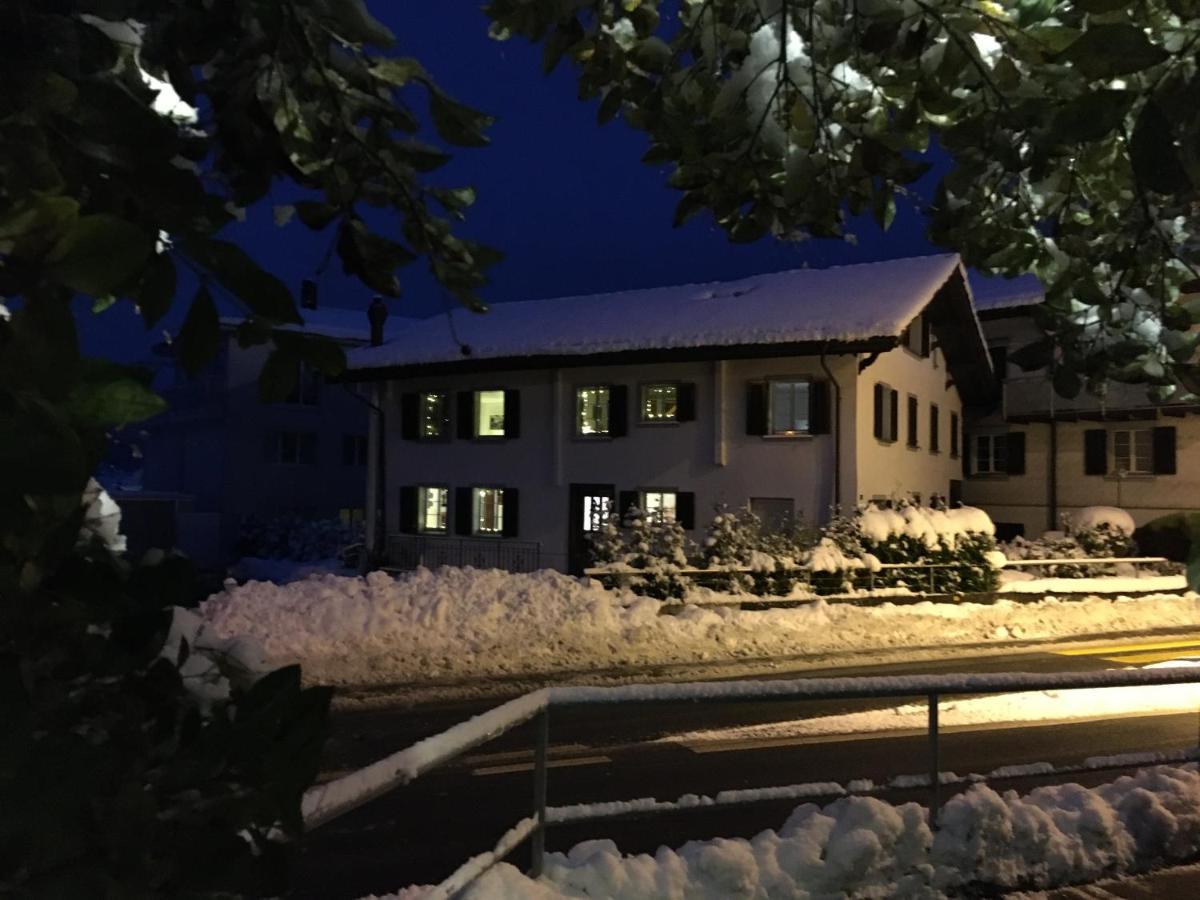 The Delicate Question Which Bed & Breakfast Schwyz Exterior foto