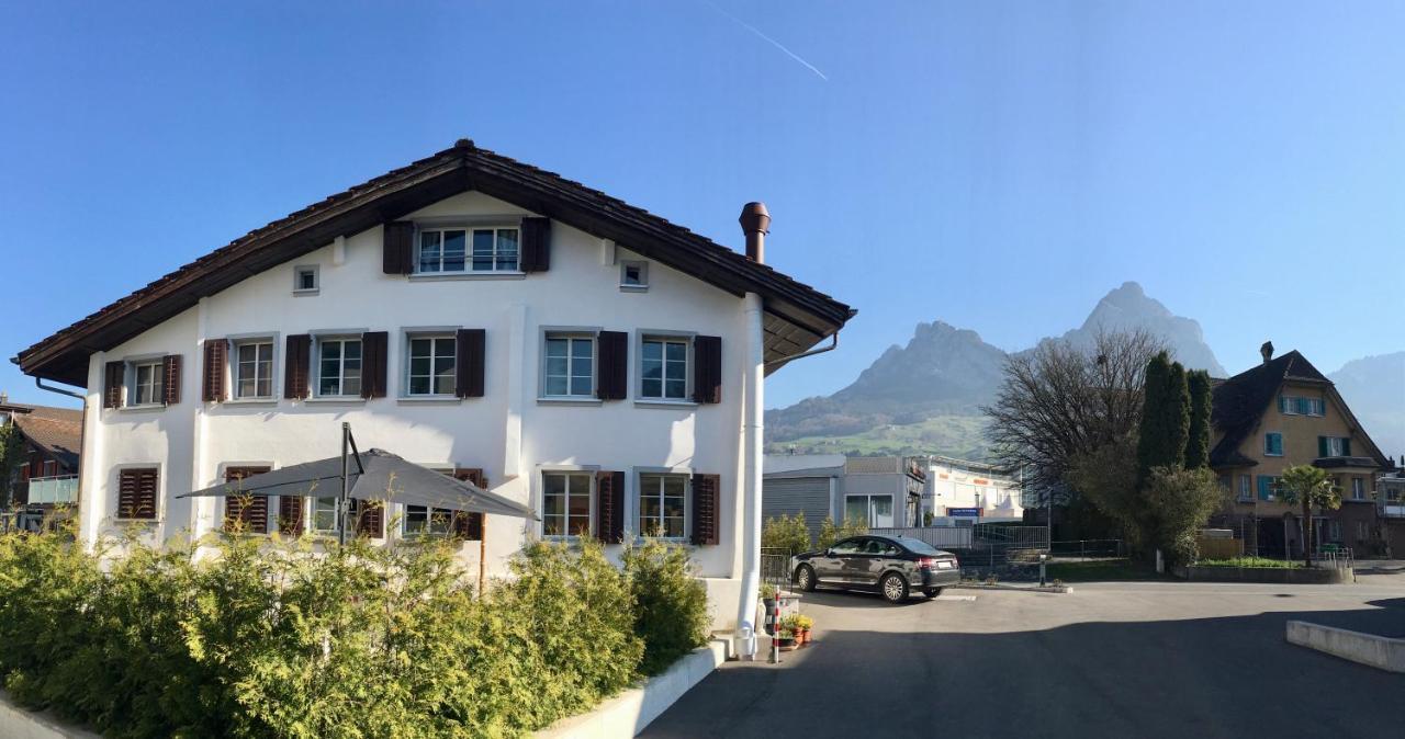 The Delicate Question Which Bed & Breakfast Schwyz Exterior foto